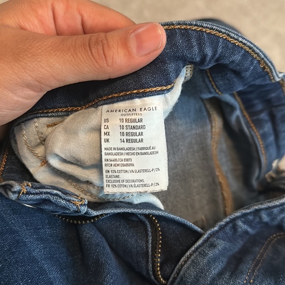 American Eagle Jeans - Picture 3 of 4